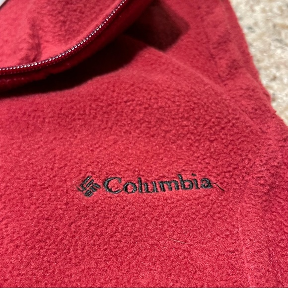 WOMEN’S COLUMBIA VEST - Picture 2 of 4